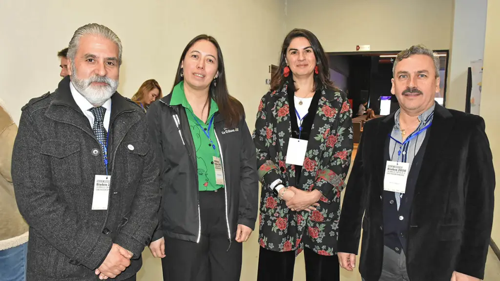 Hugo Cautivo, Claudia Fuentes, Consuelo Fernández y Henri Jaspard   | La Tribuna