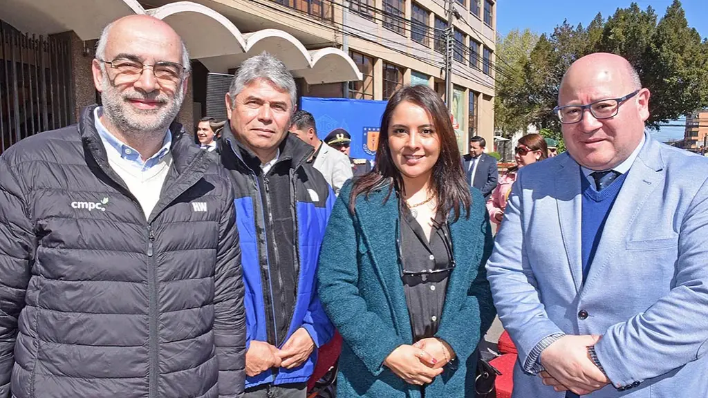 Francisco Reveco, subgerente CMPC; Christian Santibáñez, jefe de área CMPC; Leyla Anuch, representante Empresa eléctrica Engie, Guido Rodríguez. | La Tribuna
