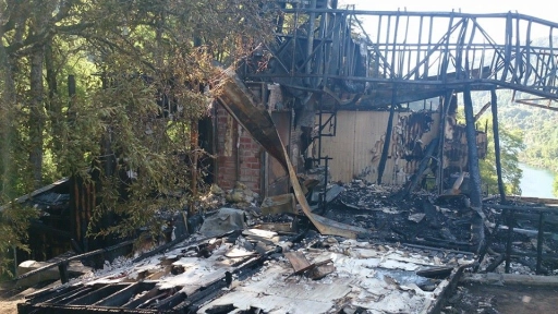 Ataque incendiario afectó a fundo de Eliodoro Matte en Santa Bárbara