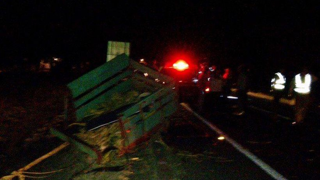 Choque entre un bus y carretón deja un muerto | La Tribuna