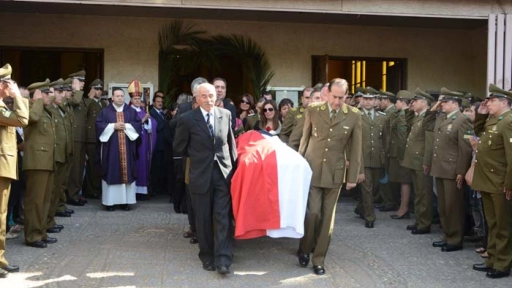 Multitudinario adiós a nuevo mártir de Carabineros