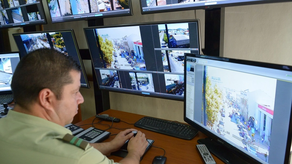25-09-2015_16-02-32CAMARASTELEVIGILANCIA57-copia, 
