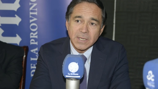 Diputado Norambuena criticó a la oposición por cuestionamientos contra Presidente Piñera