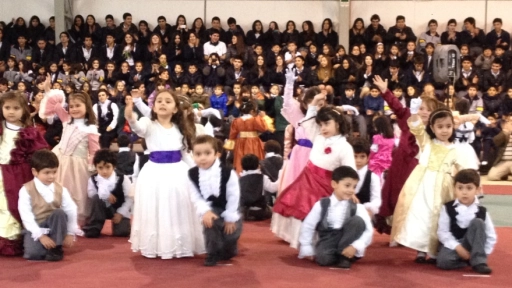 Colegio Concepción Los Ángeles brindó homenaje a O'Higgins