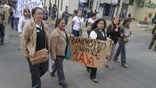 Trabajadores de Unimarc cumplen más de 10 días en huelga