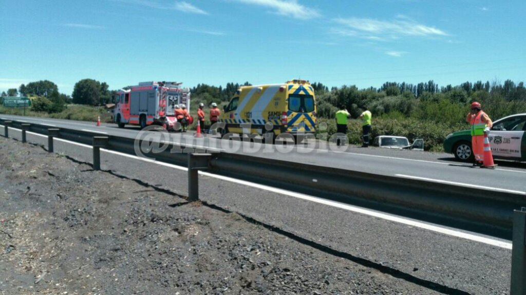 Una persona herida deja volcamiento en Ruta 5 Sur | La Tribuna