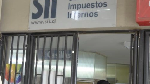 Investigan millonario fraude al Fisco que involucra a funcionarios del SII