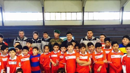 Menores ya disfrutan de taller deportivo impulsado por Escuela de Fútbol Andino