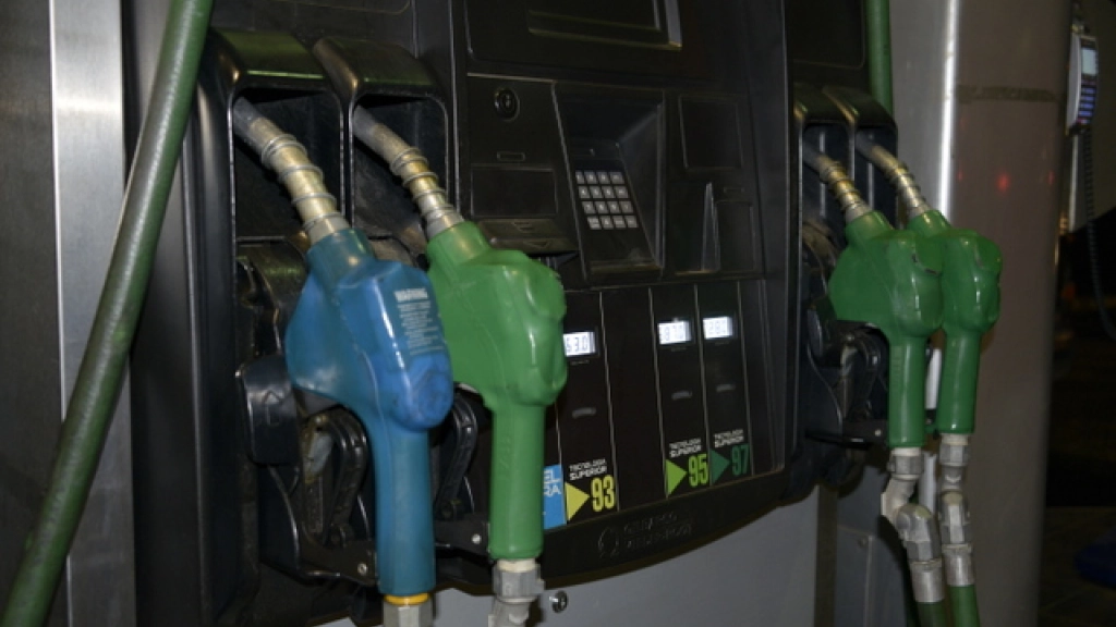 27-04-2017_18-46-05BENCINA1, 