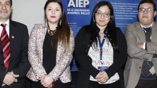 Alumnos de Biobío participan de torneo de debates de AIEP