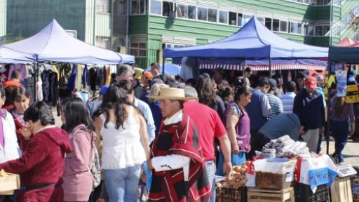 Feria de las pulgas de Santiago Bueras se endieciochó