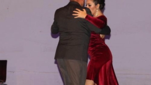 Una noche a todo tango en Teatro Municipal