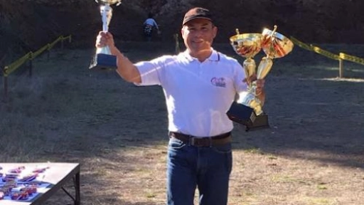 El angelino experto en tiro deportivo campeón 20 veces en Chile