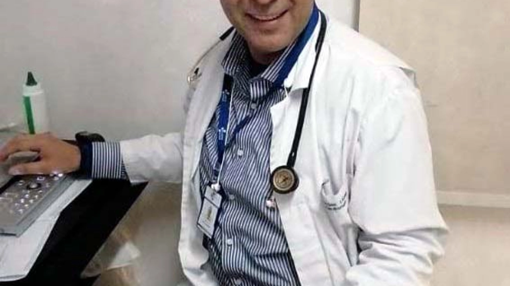 Dr. Cristián López, 