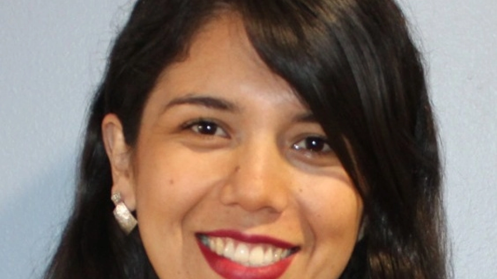 María José Espinoza, Enfermera, miembro del Colegio de Enfermeras y académica de la Universidad Santo Tomás Los Ángeles, 