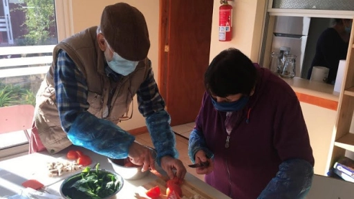 Realizan taller de alimentación saludable para adultos mayores de Nacimiento
