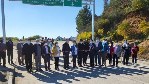 Inauguran renovado acceso a ruta 5 sur en Mulchén