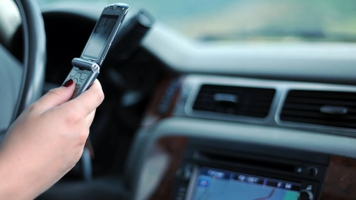 Ley No Chat: Conoce cuáles son las multas por utilizar el celular al manejar