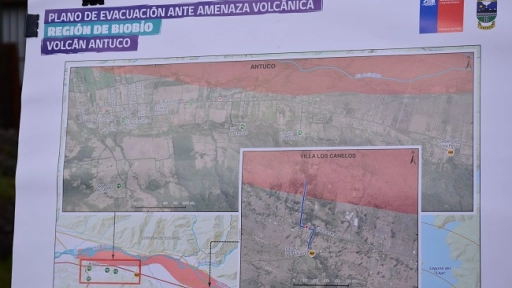 Entregan detalles del plan de evacuación ante posible erupción del volcán Antuco