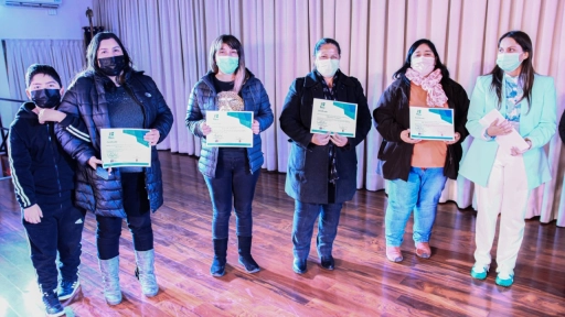 Dirigentes de Laja se certifican en competencias de liderazgo social en tiempos de pandemia
