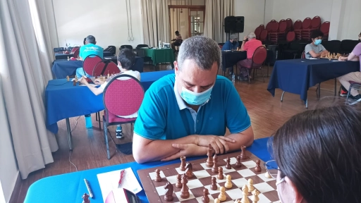 Angelino clasificó entre los 12 finalistas del ajedrez nacional