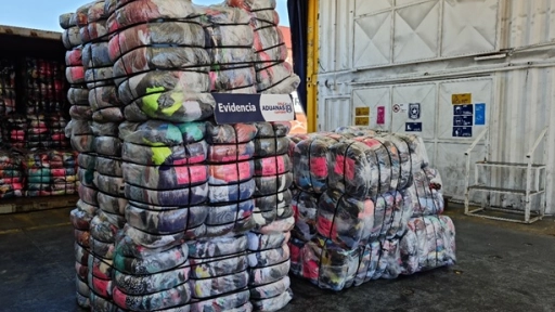 Fiscalizadores de Aduanas de Talcahuano incautan pilas, bicicletas, ropa usada, blanqueadores dentales y otros tipos de contrabandos