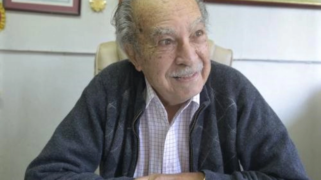 Carlos Perelló, 