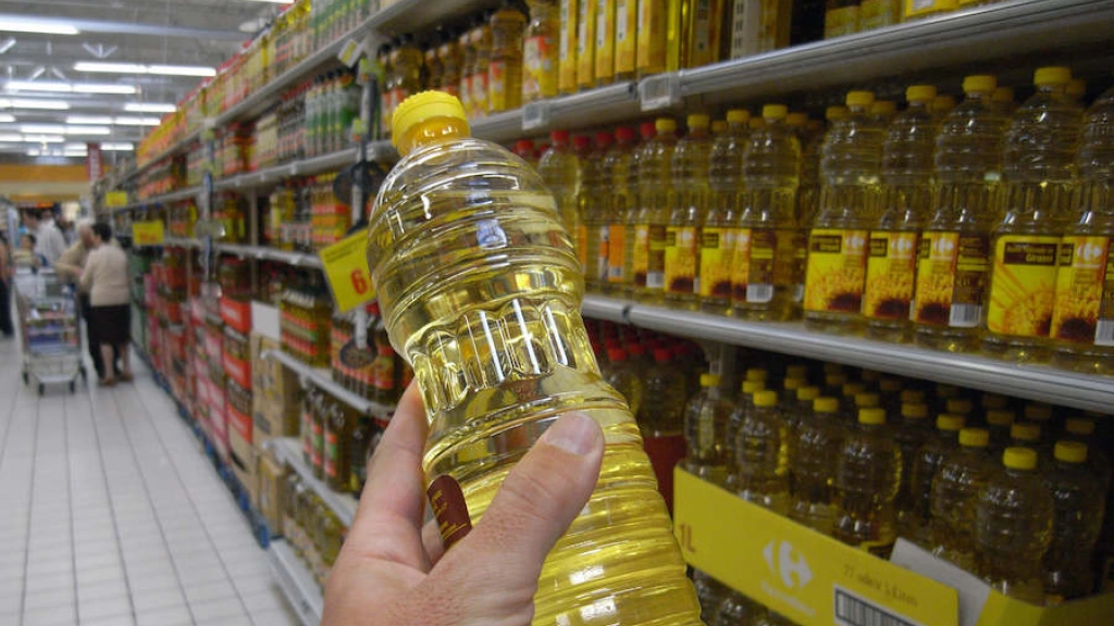 am 3 1104, El aceite es uno de los productos más consumidos en Chile, además de ser una de las sustancias de mayor empleo a nivel industrial en el rubro de la producción de alimentos.