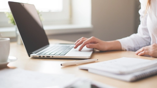 Abren postulaciones para cursos de inglés y portugués para trabajadores de MIPEs