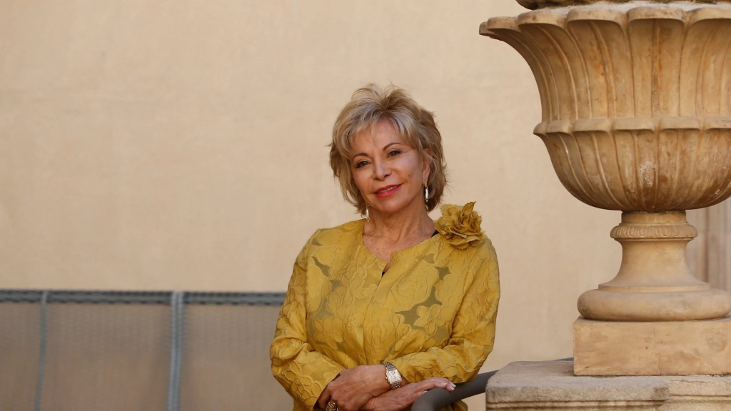 ESPAÑA ISABEL ALLENDE, La escritora chilena Isabel Allende cumple 80 años. EFE/Quique Garcia