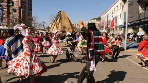 Talcahuano Conmemoró el día Mundial del Folcorü