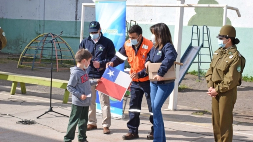 Coopelan efectúa Campaña de Volantín Seguro y el NO uso de hilo curado en la comunidad educativa de El Peral