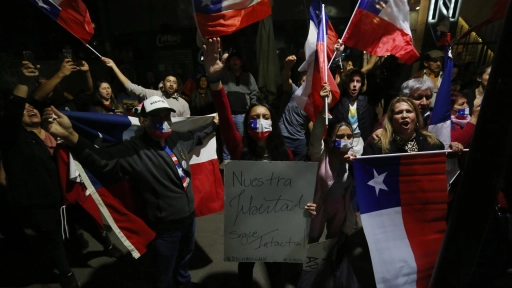 Chile rechaza con un aplastante 61,87 % la propuesta de nueva Constitución