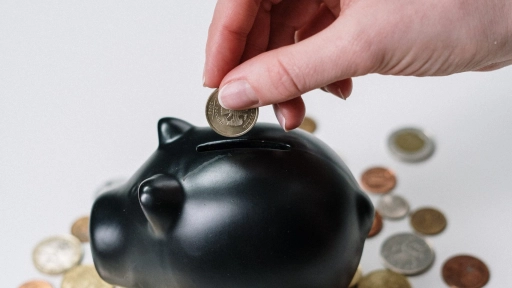Incentivar el ahorro sería una de las claves para enfrentar la crisis económica