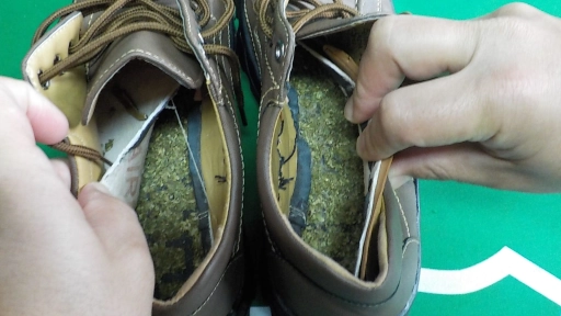 En sus zapatos: Sorprenden a abogado intentando ingresar droga a Penal Biobío