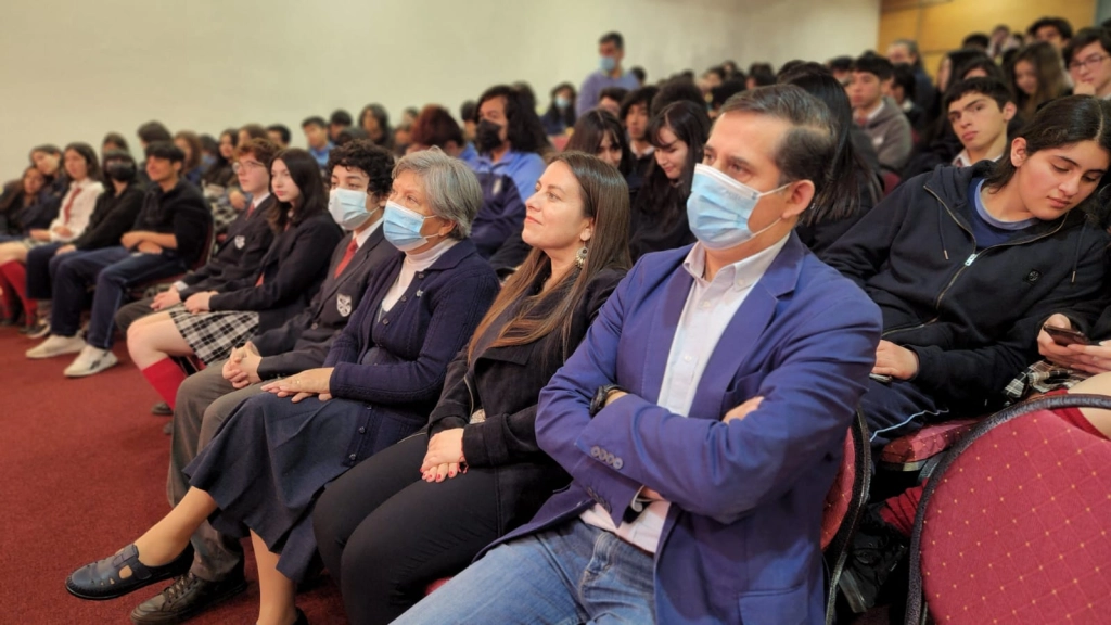 CHARLA 2, 
