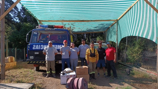 Brigada de Saltos del Laja recibió donación de equipamiento para labor contra incendios
