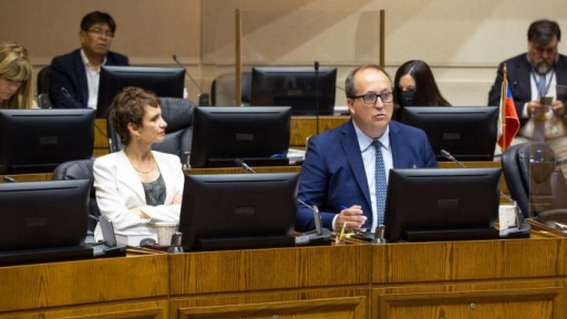 Senado ratificó a Ángel Valencia como nuevo fiscal nacional