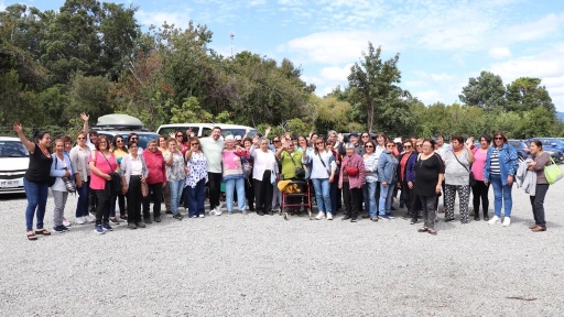 Mil mujeres tucapelinas viajan a Puerto Varas