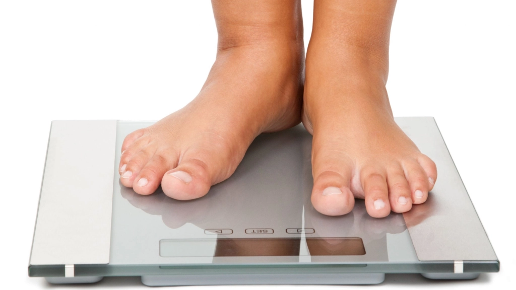 Feet-on-scales, 