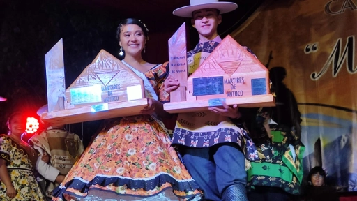 Jóvenes antucanos logran segundo lugar en certamen de cueca Mártires de Antuco