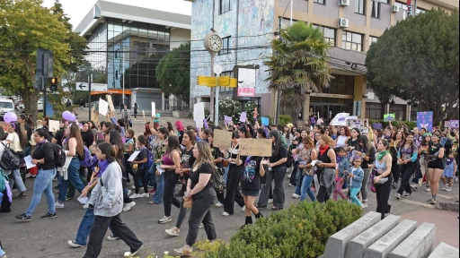 Masiva marcha marcó conmemoración del Día de la Mujer
