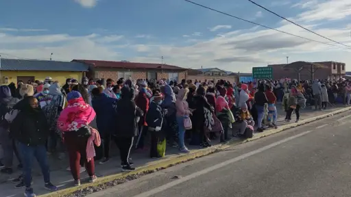 Inmigrantes varados en frontera de Chile generan operativo de control en Perú