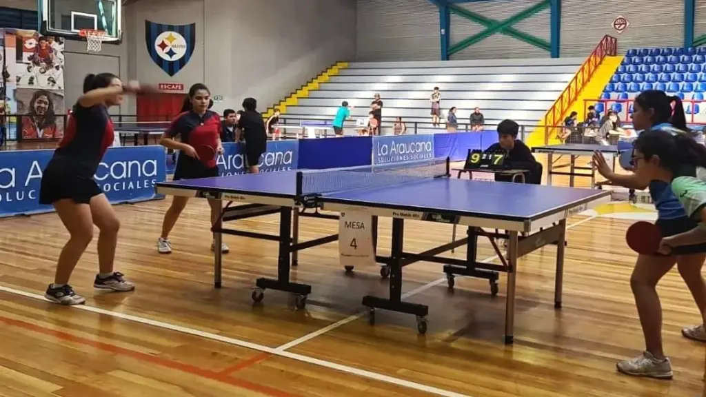 Liga regional de tenis de mesa, La Tribuna