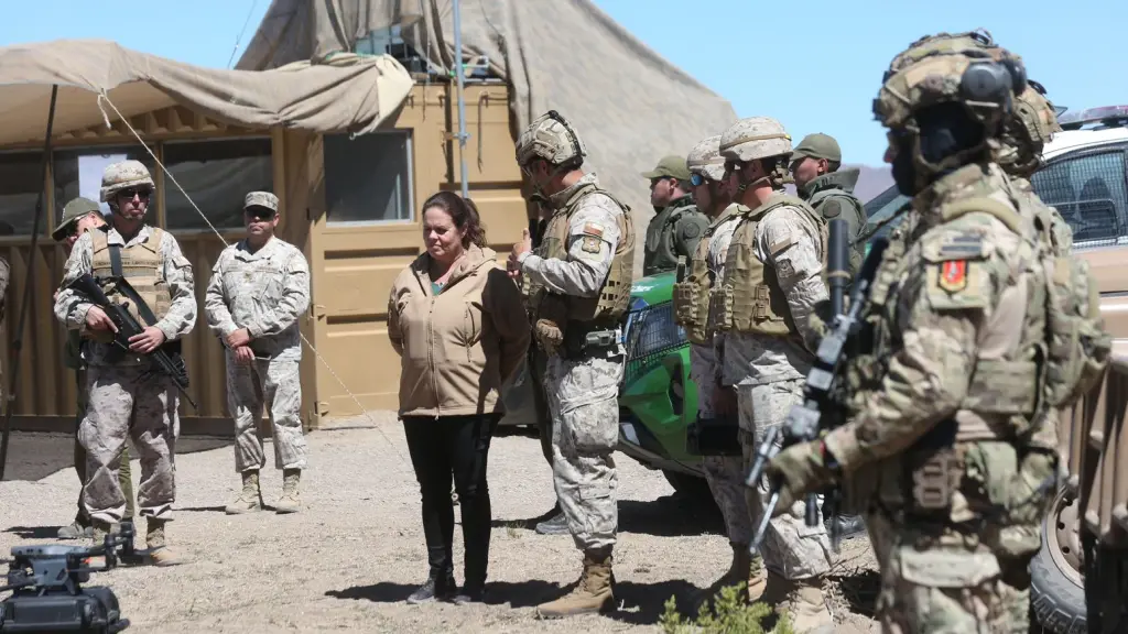Ministra de Defensa Nacional visita patrullas fronterizas del Ejército en Colchane: “Están cumpliendo la tarea del control migratorio que les ha sido asignada” , Cedida