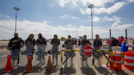 Crisis migratoria: Gobierno peruano confirma refuerzo policial y militar en frontera con Chile