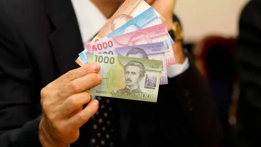 Salarios en Chile completan 27 meses de alza remuneraciones reales crecen 3,6% en un año