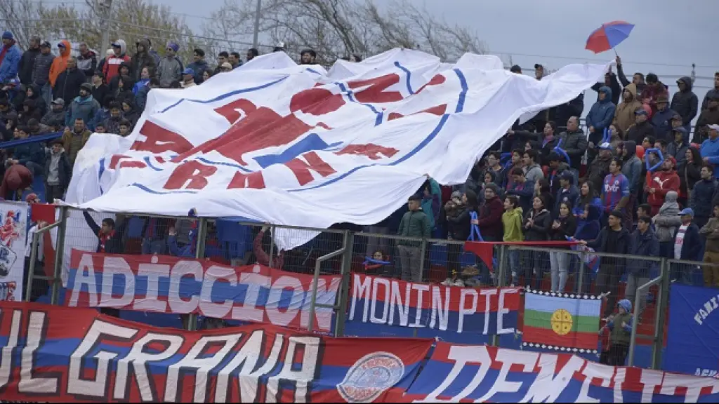 Iberia, Archivo La Tribuna