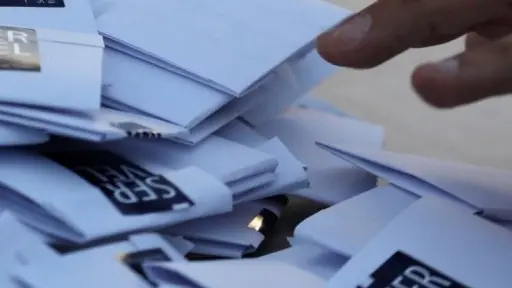 Documentos olvidados en locales de votación pueden ser recuperados en  Junta Electoral de Los Ángeles  