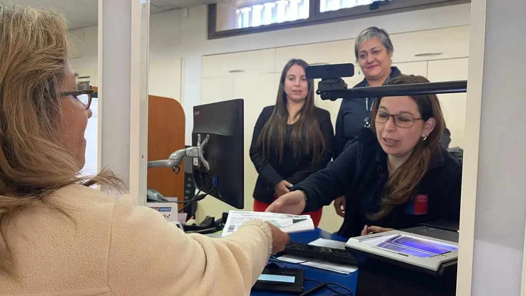 Ante alta demanda Registro Civil abre los sábados para renovar cédulas y pasaportes , Cedida